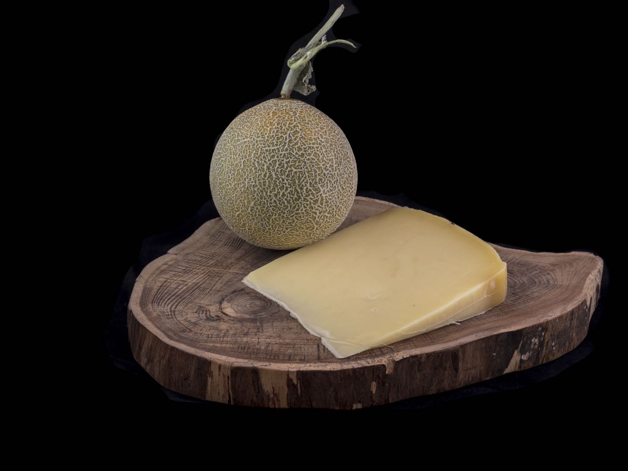 Kars Eski Kaşar Tekerlek 12-12,5 Kg