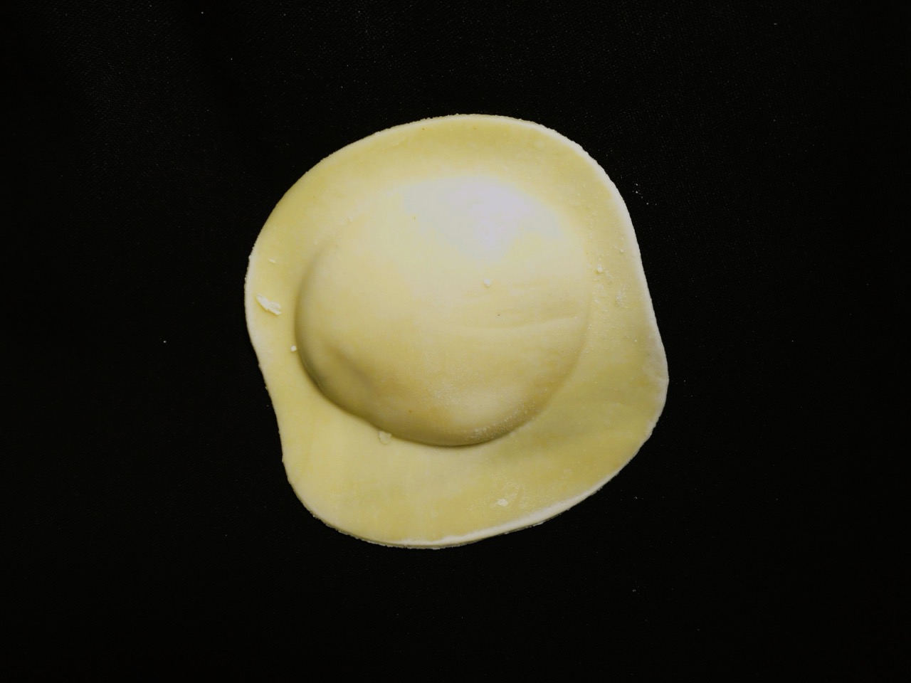 4 Peynir Ravioli 8 cm